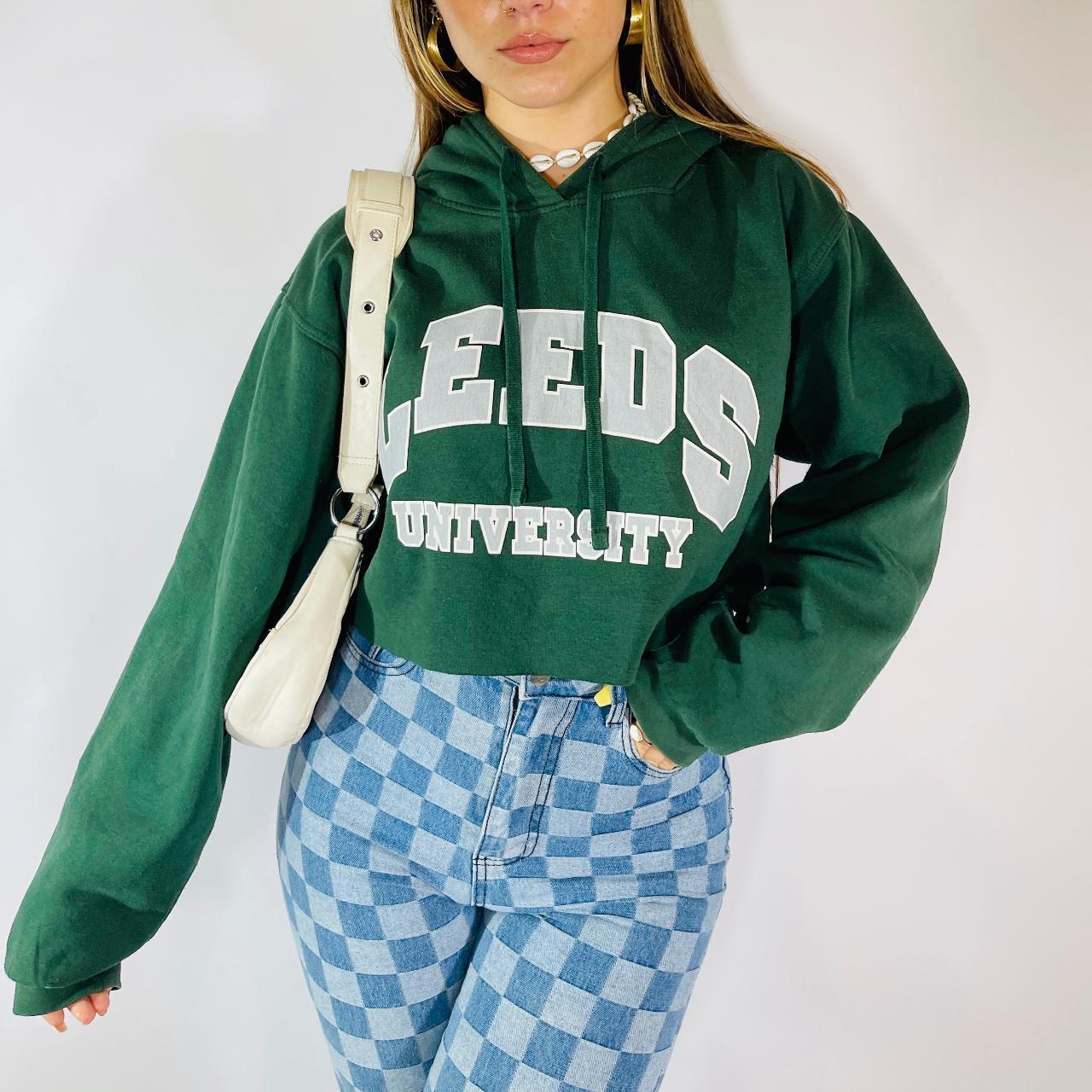 Cropped hoodie collegiate green hotsell