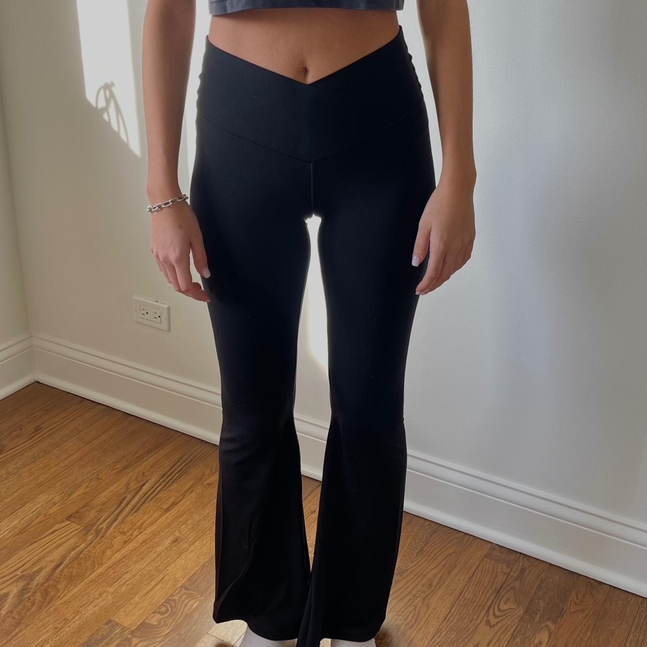 Aerie black crossover yoga pants Size M Depop