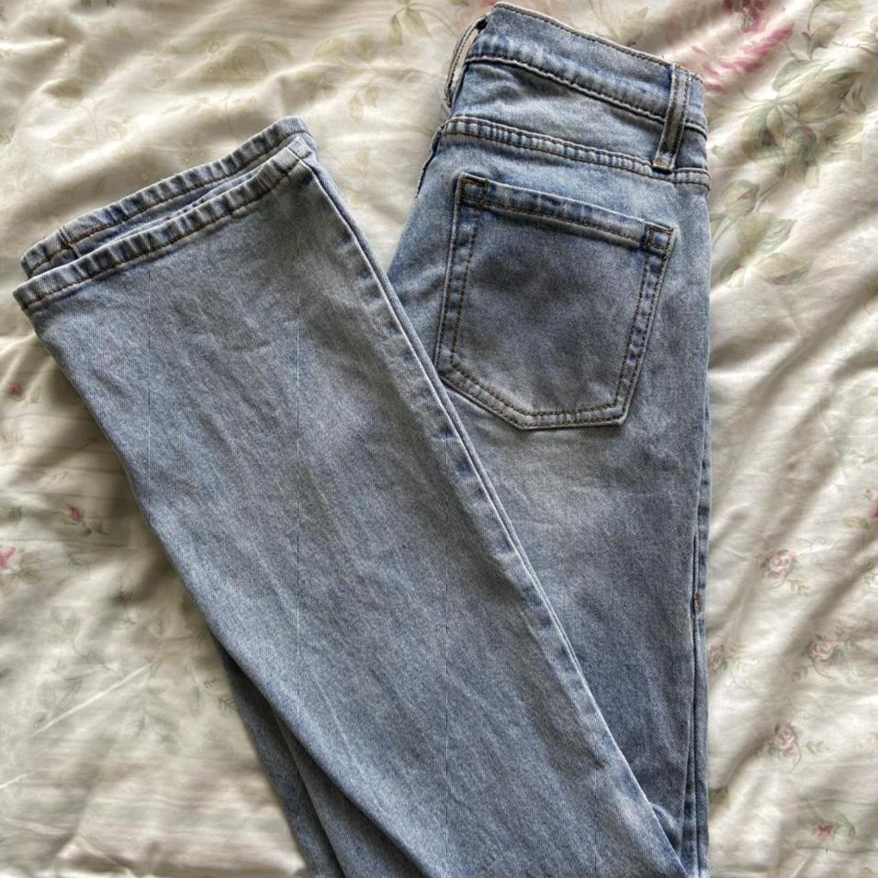 Brandy Melville low rise light wash faith jeans.... - Depop
