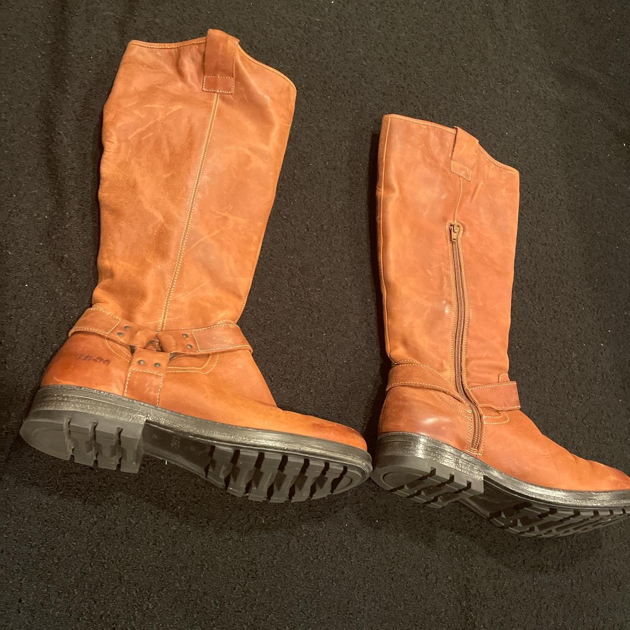 Stylish cozy rust brown boots women size 10 warm... Depop