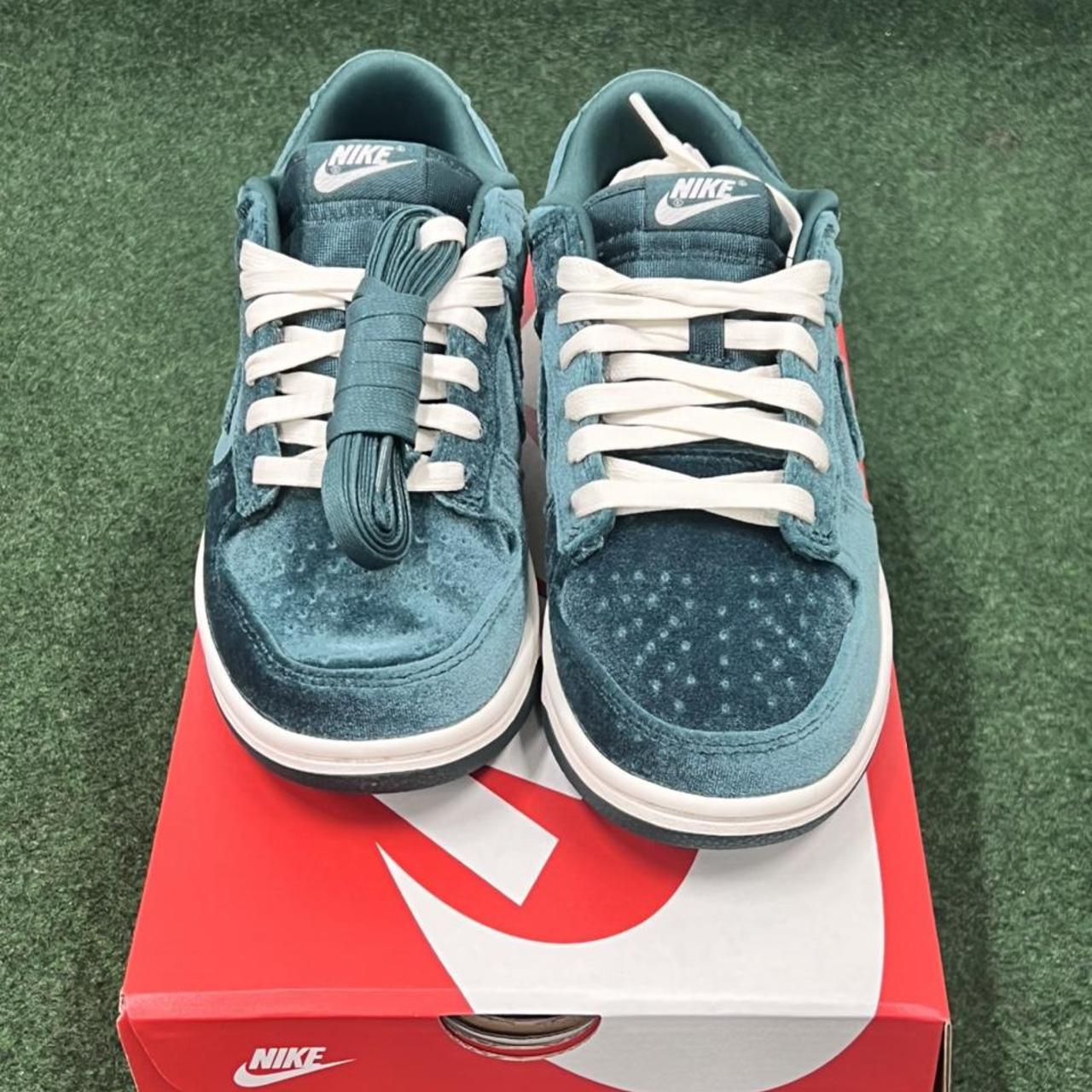dunk teal
