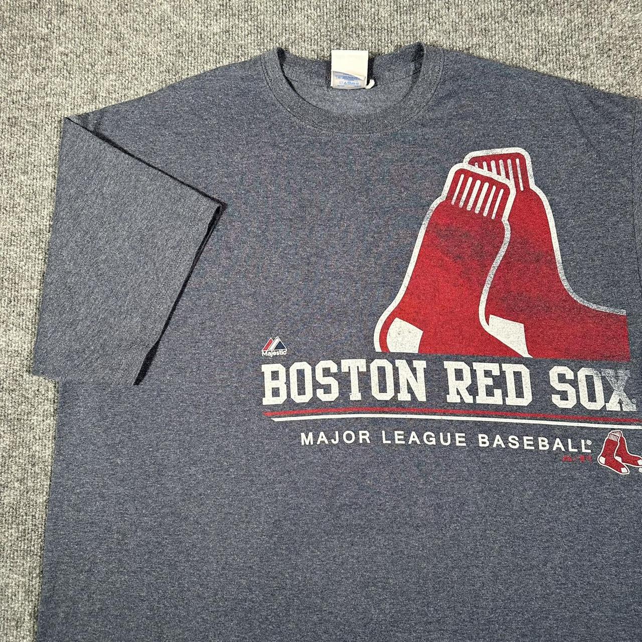 Boston Red Sox Mens T-Shirt Size XL Major League Baseball Grey