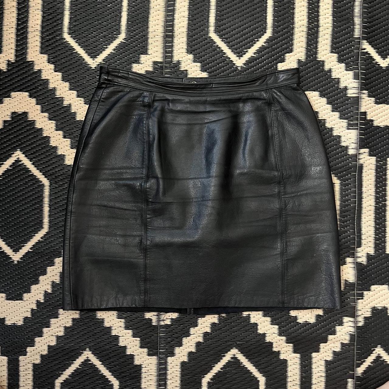 Wilson’s Leather Women's Black Skirt | Depop