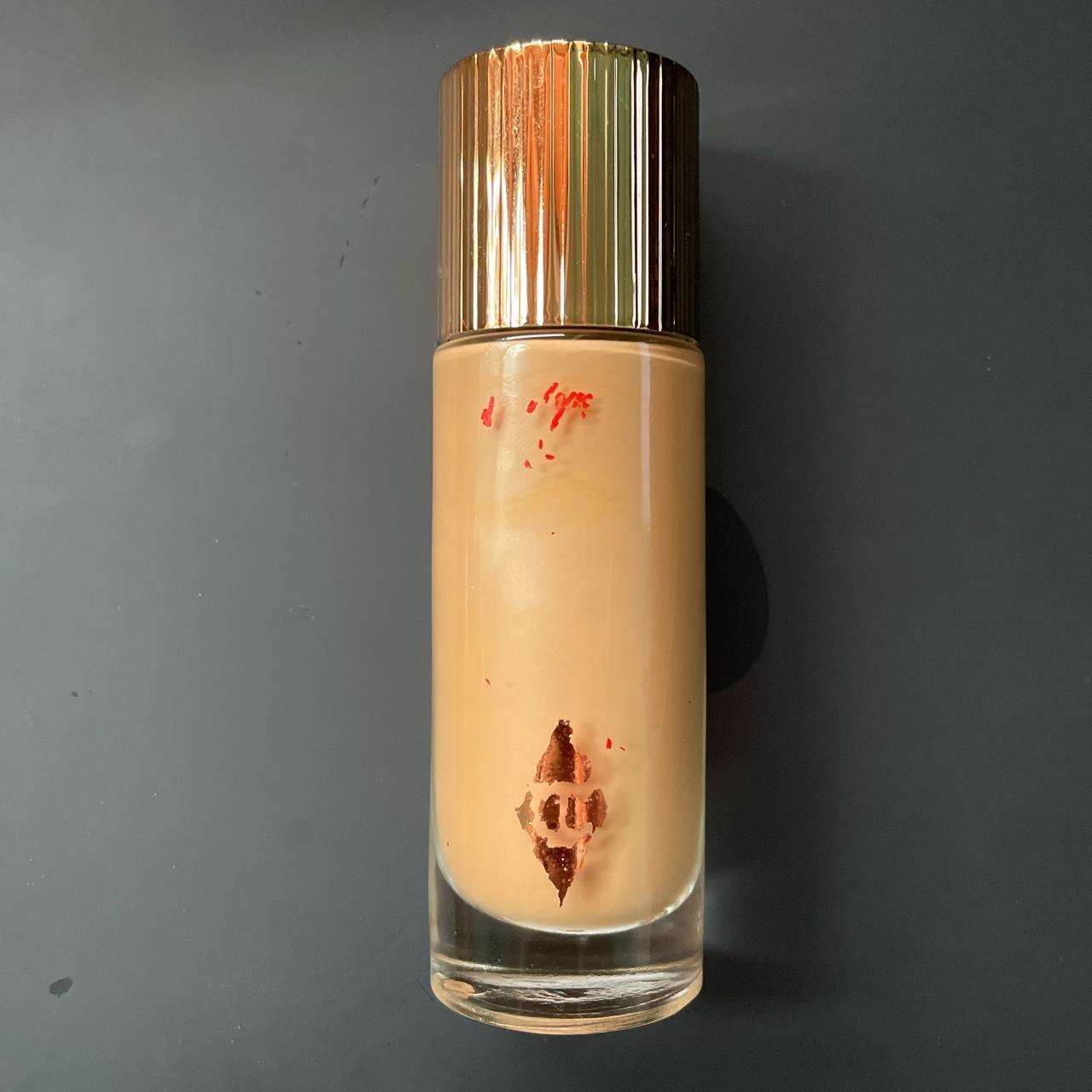 Charlotte Tilbury Tan and Cream Makeup