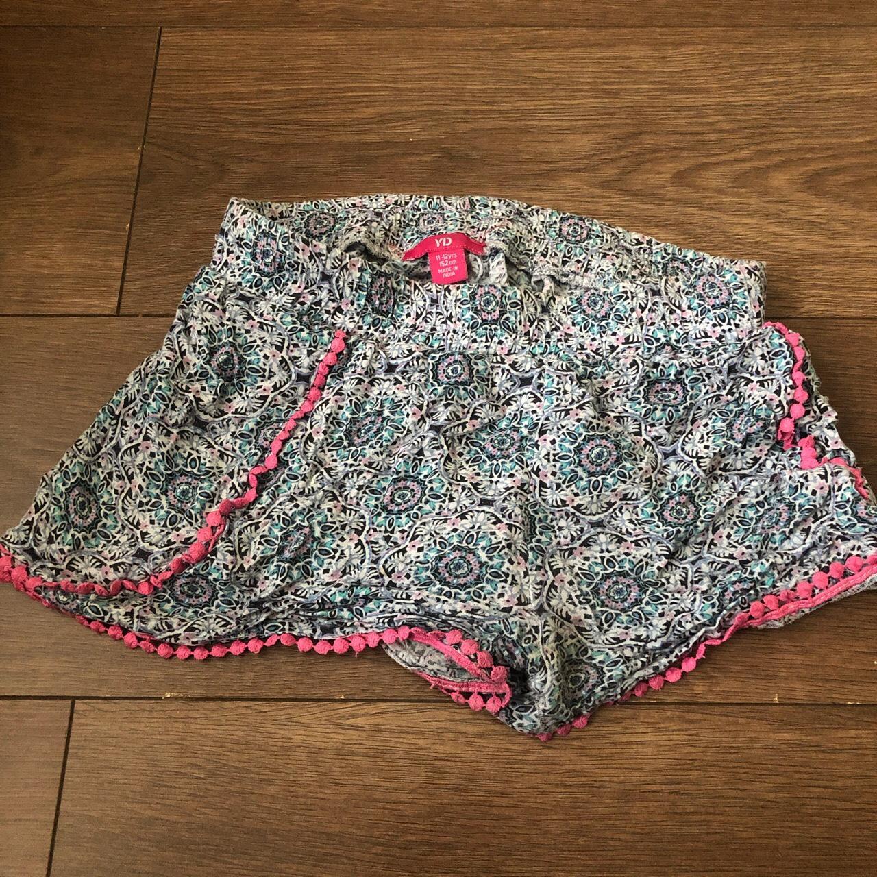 Flowy sales short shorts