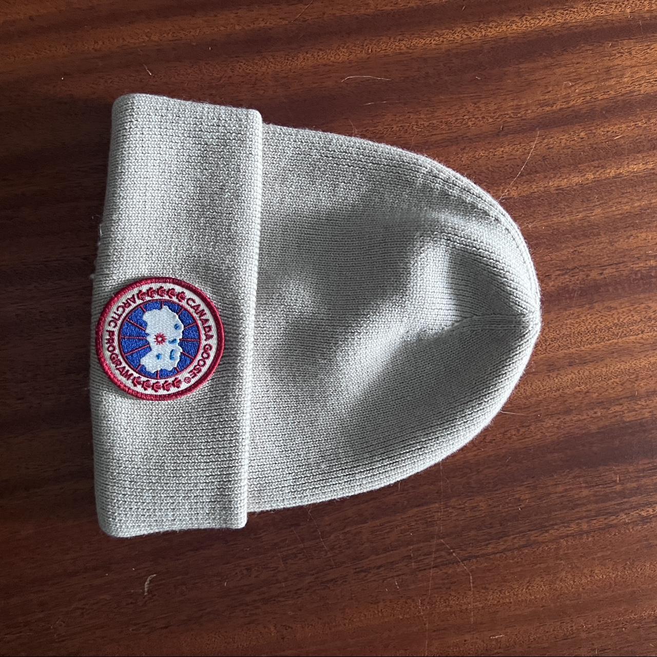 Canada goose discount cream hat