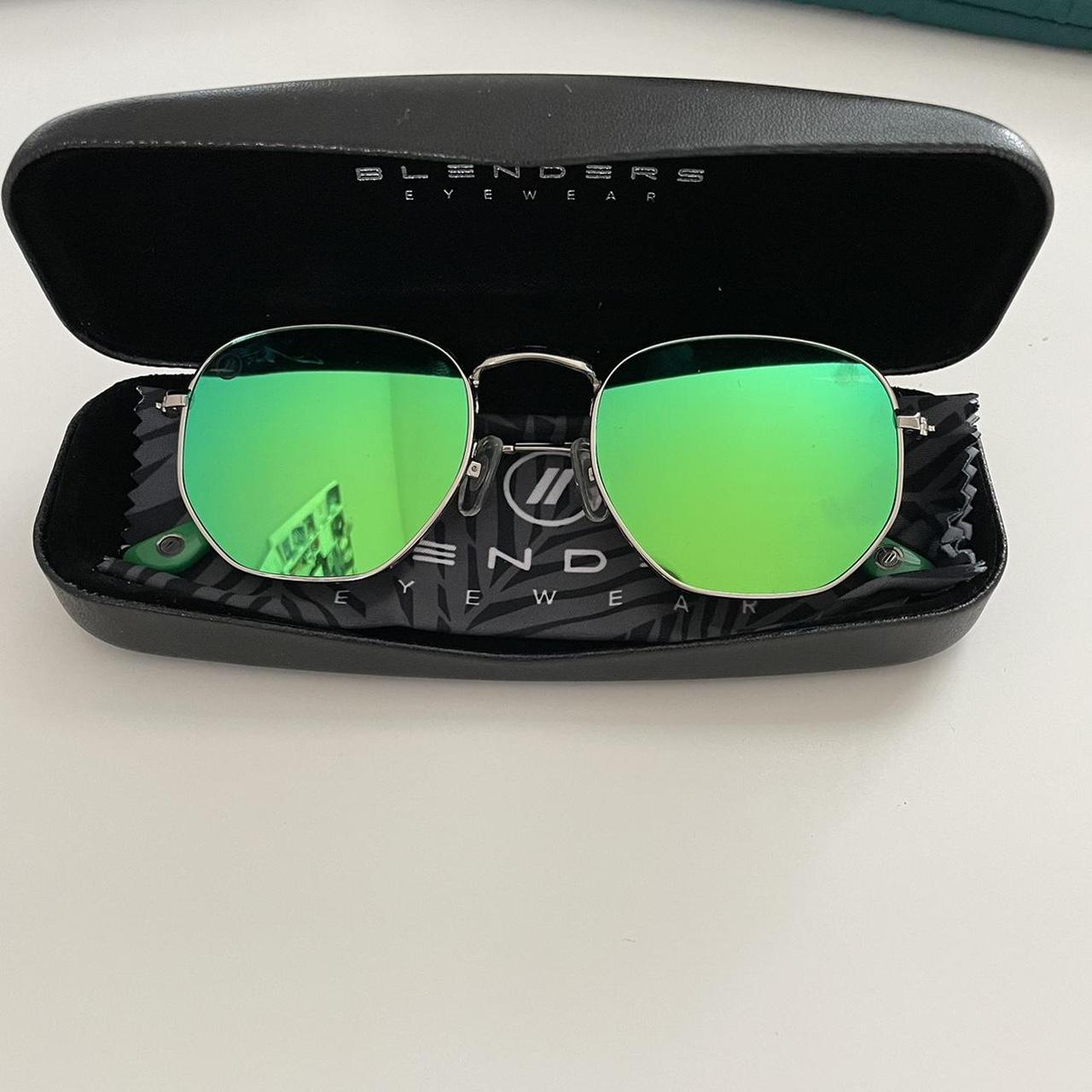 Blenders Eyewear Women's Green Sunglasses Depop