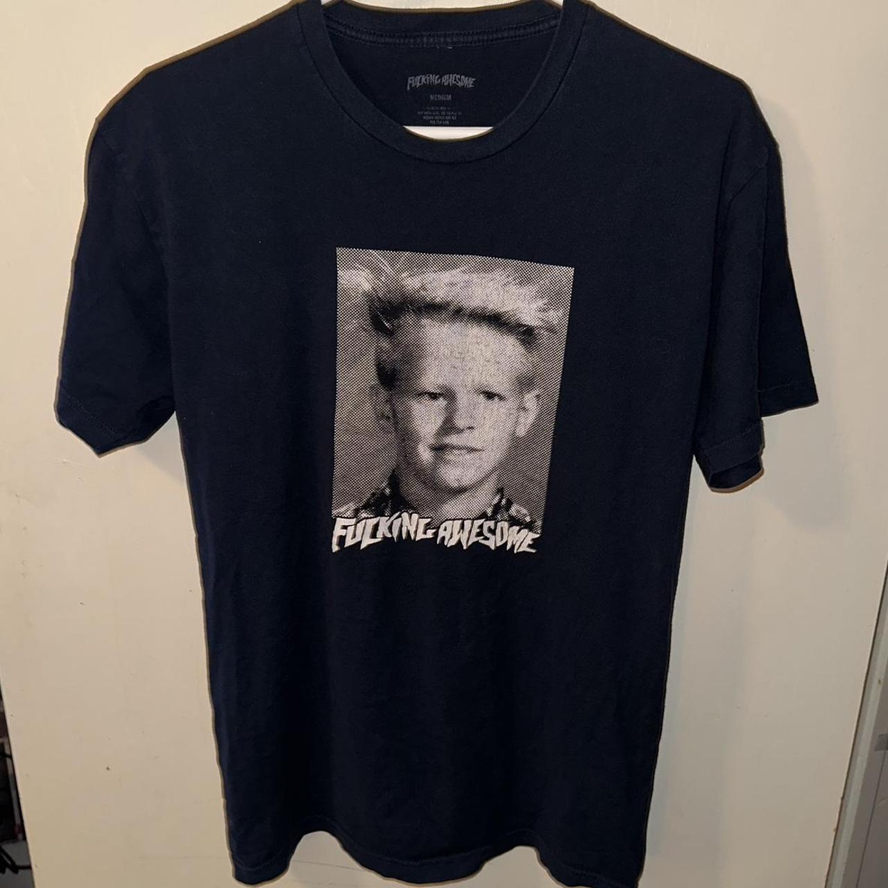 誠実 FUCKING AWESOME AVE CLASS PHOTO NAVY TEE MEDIUM | Depop トップス