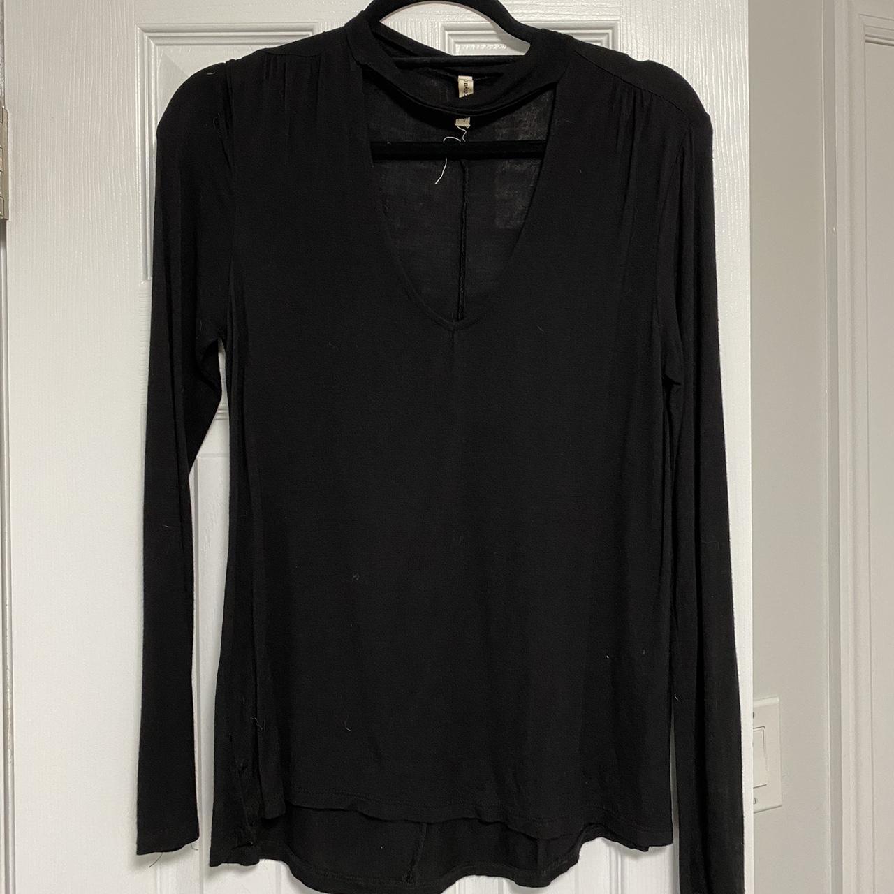 choker shirt long sleeve