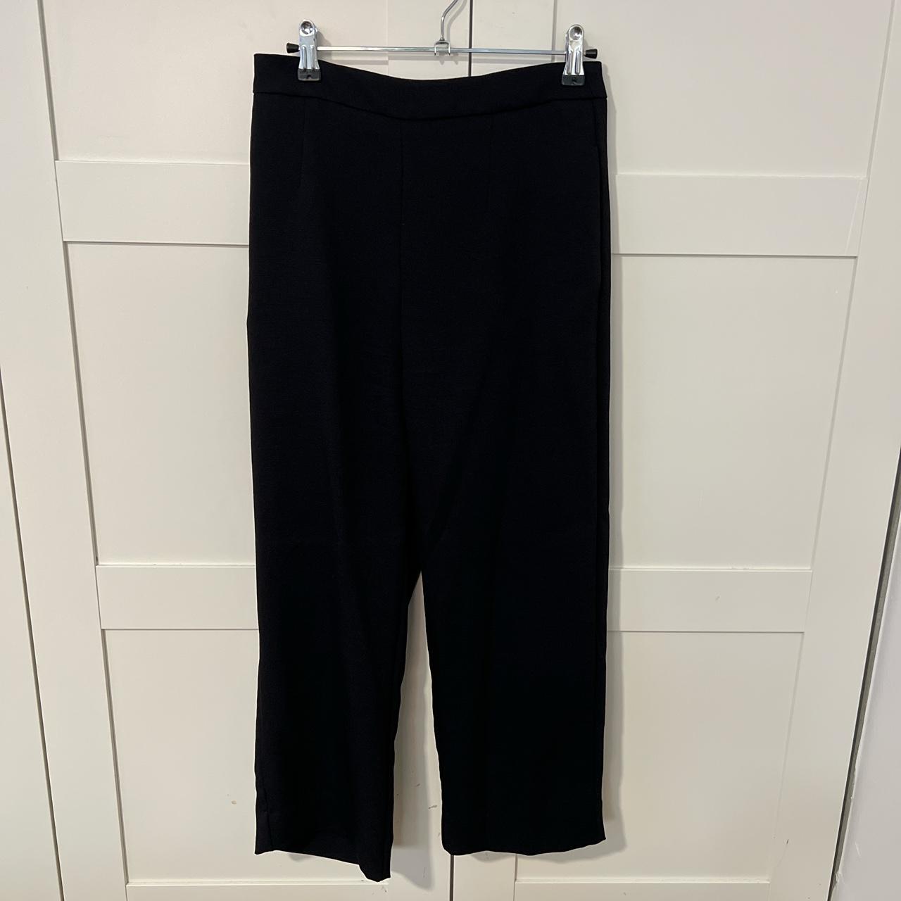 KOOKAÏ Women's Black Trousers | Depop