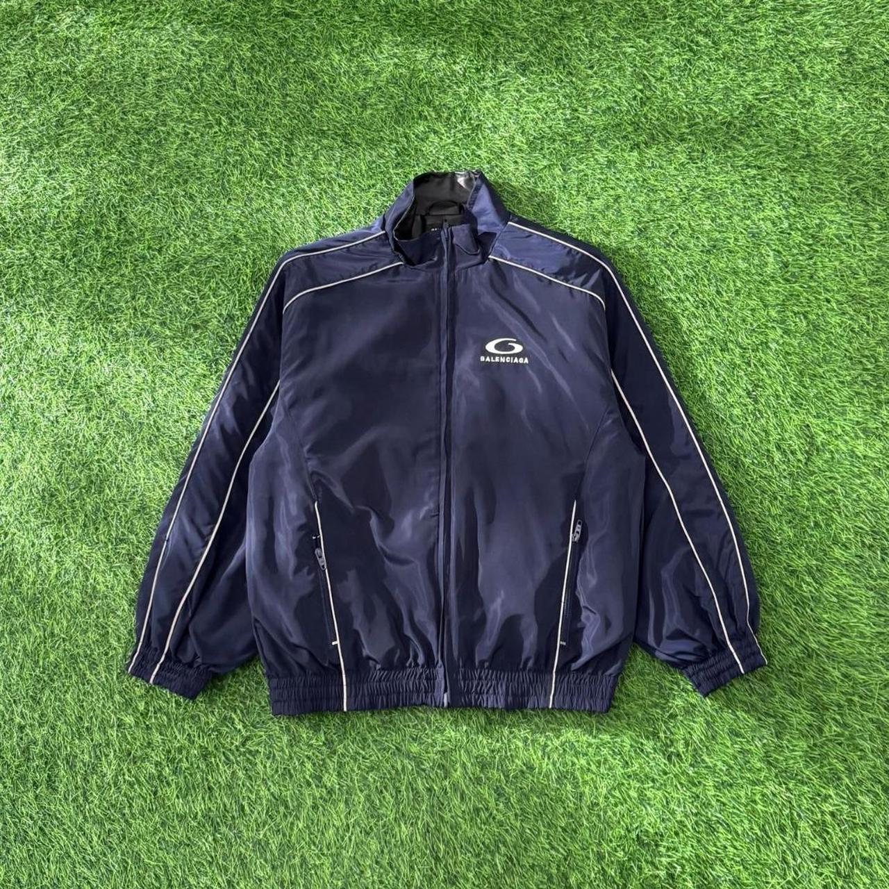 item listed by lonscloset