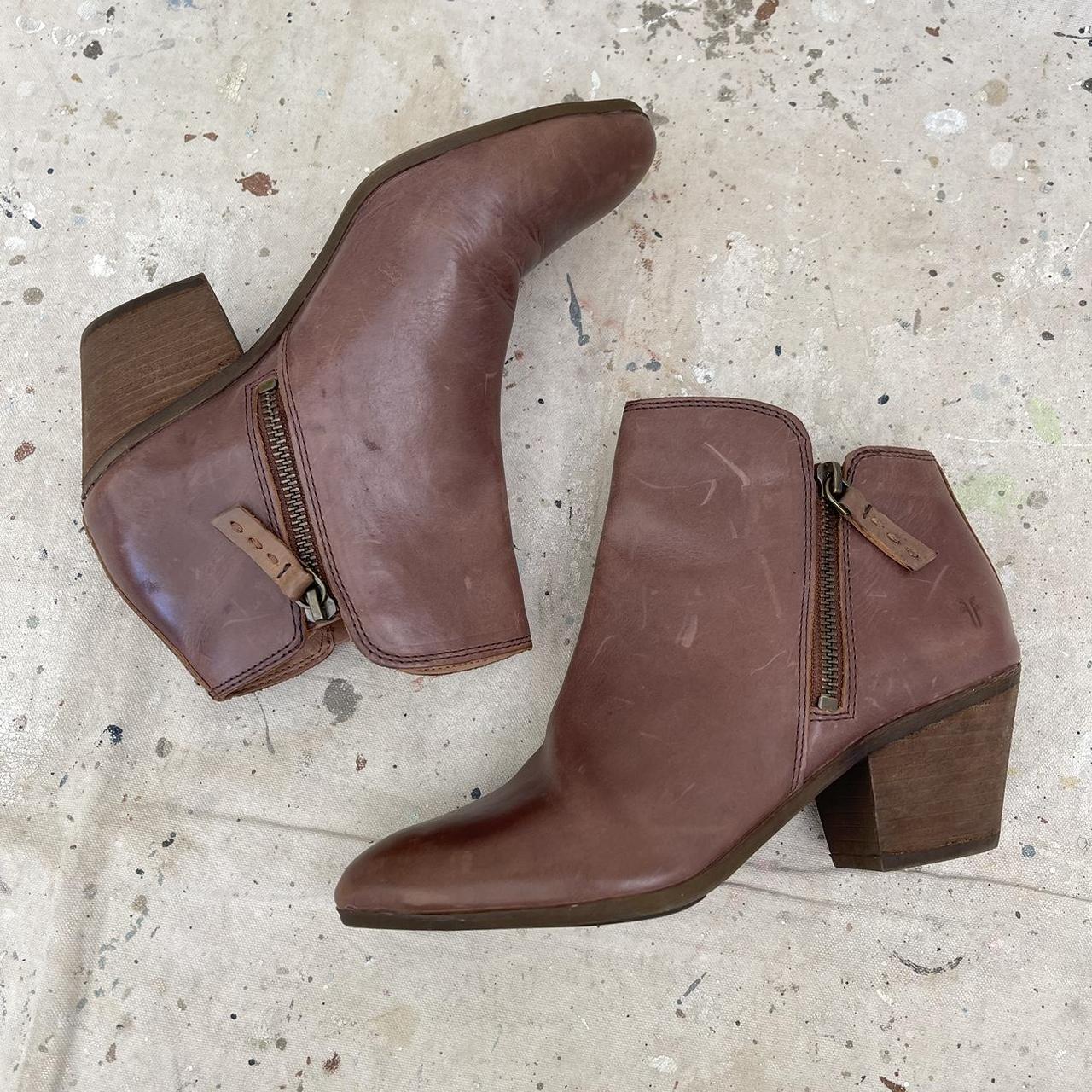 Judy zip outlet bootie frye