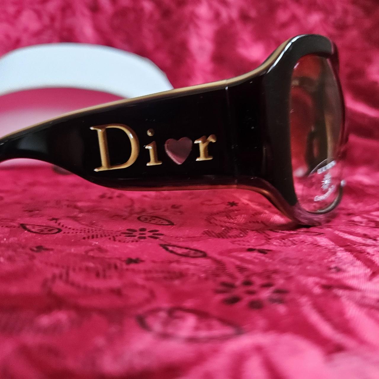 小物 Christian Dior sunglasses Heart y2k Dior Sunglasses, heart shaped logo, brown vintage | Depop