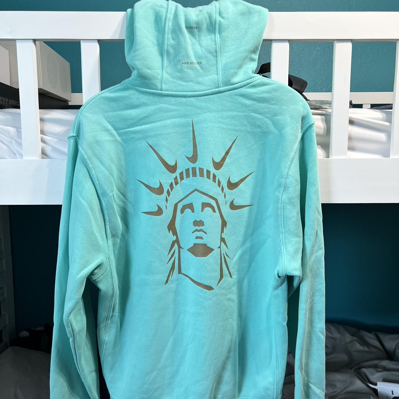 Nike statue best sale of liberty hoodie