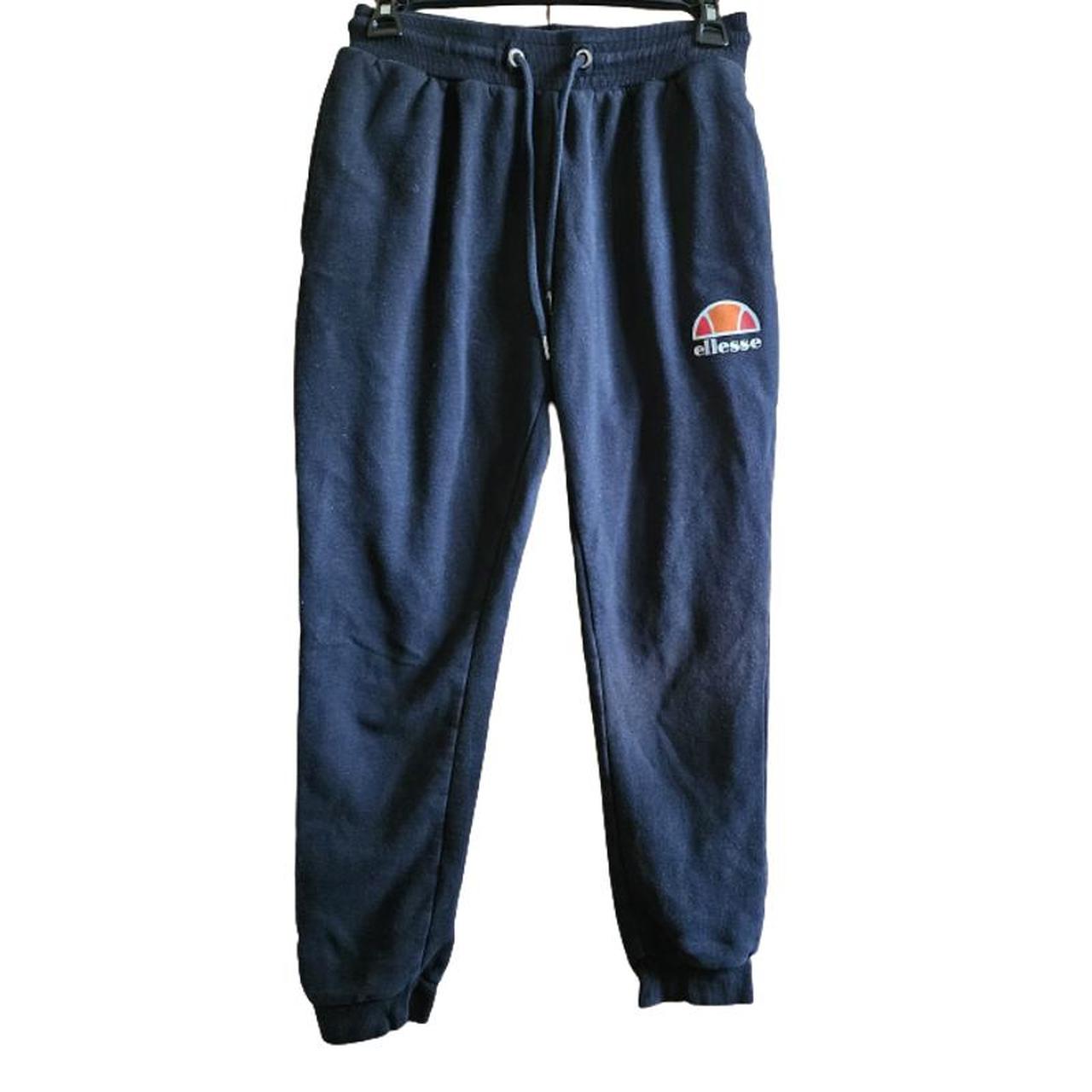 Ellesse best sale black joggers