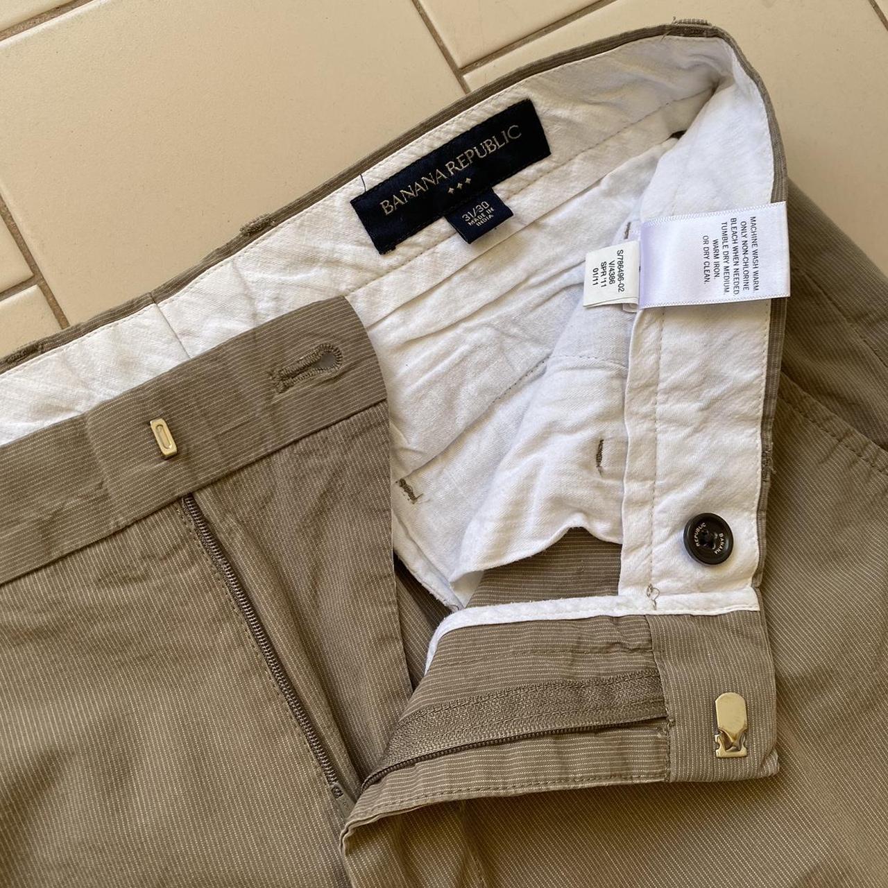 Banana Republic Men's Tan and Khaki Trousers | Depop