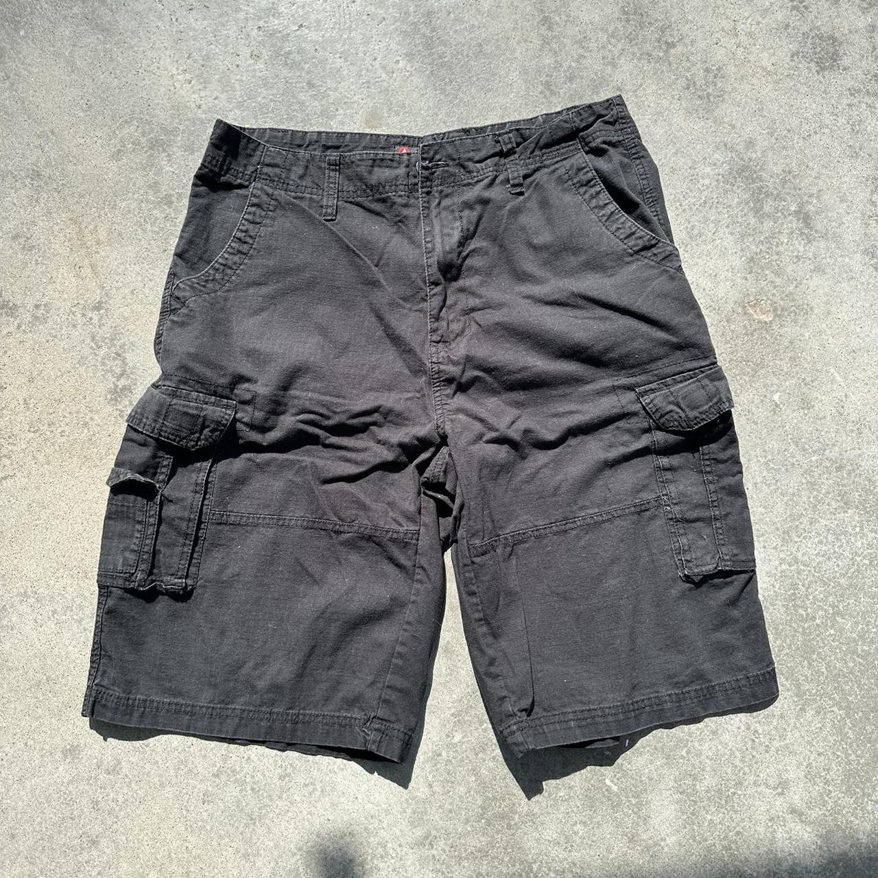 Airwalk Black cargo shorts Size 32 #dickies... - Depop