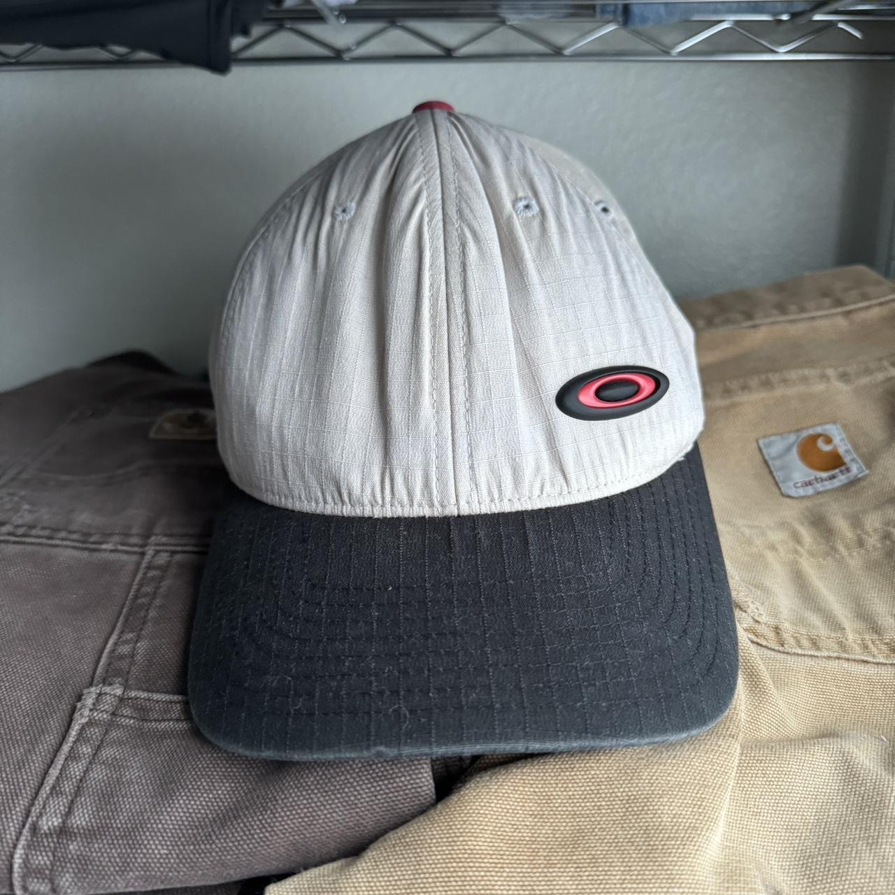 Vintage Y2K Oakley Hat - has great hat shape - in | Depop