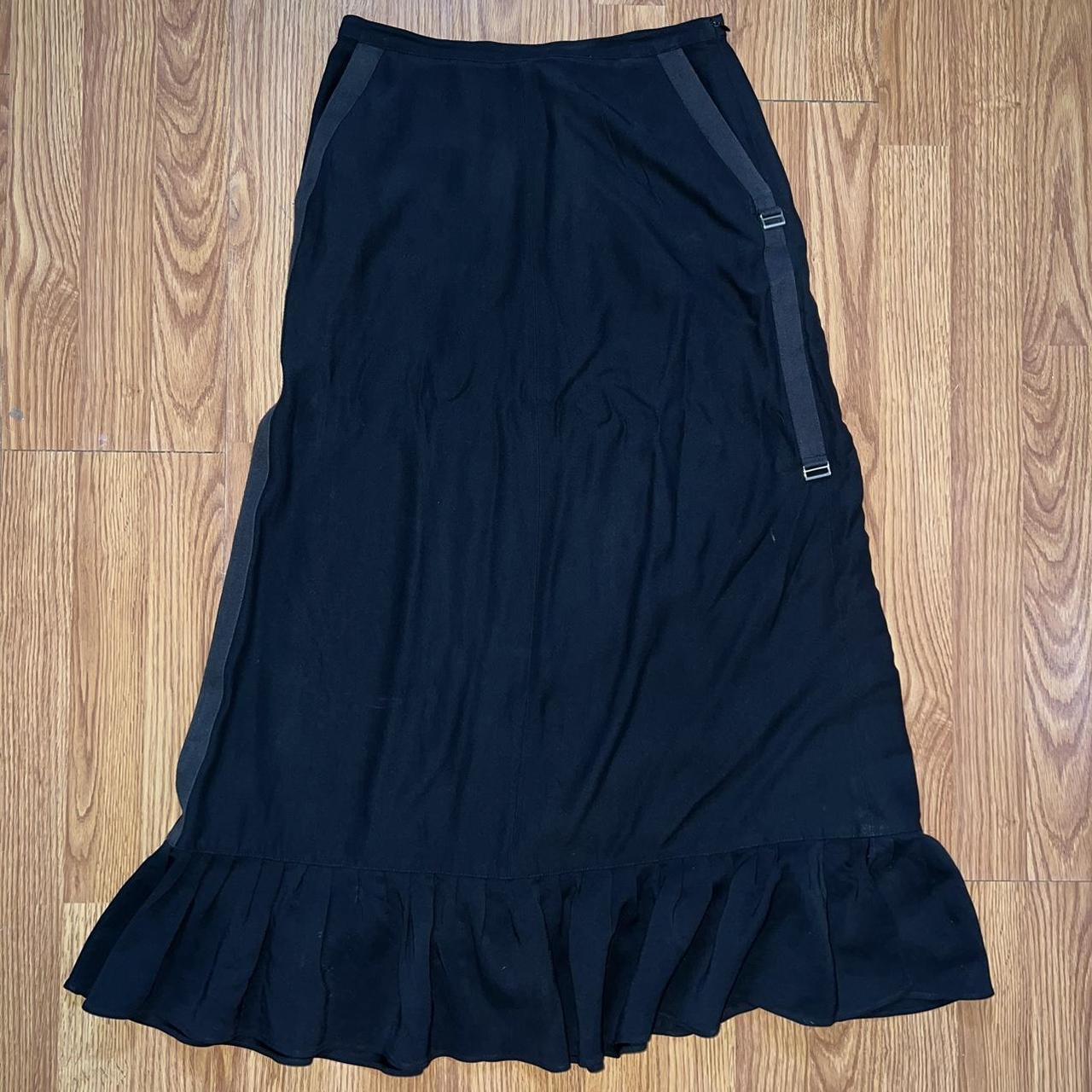 Emporio Armani skirt Cool shape shifting skirt.... - Depop