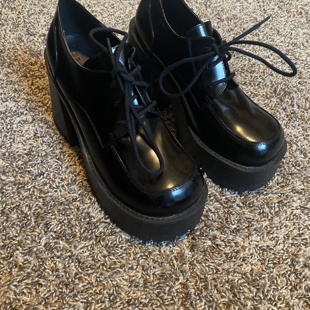 UNIF Women's Black Oxfords | Depop