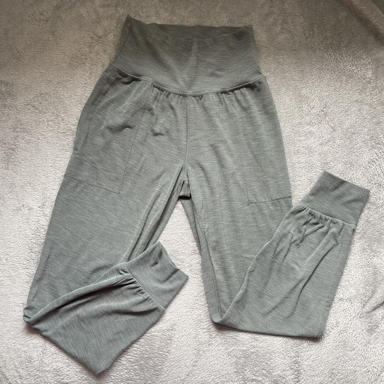Athleta Salutation Jogger - new with tags, dusty - Depop