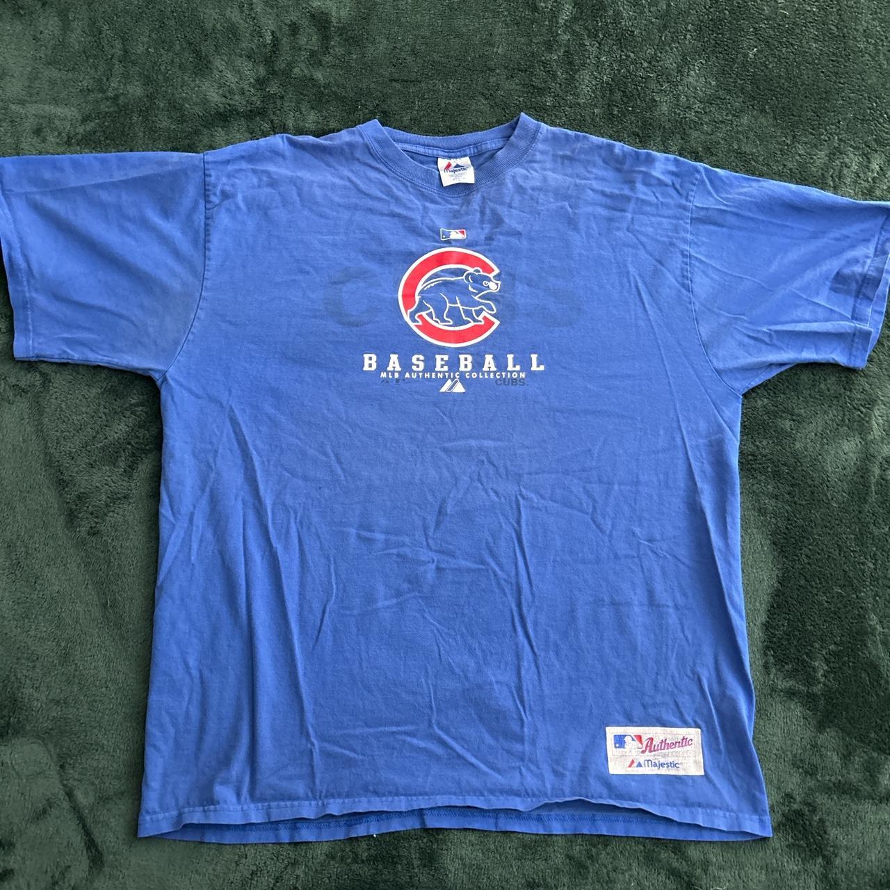 Vintage Chicago Cubs Tee hard to find item, red - Depop