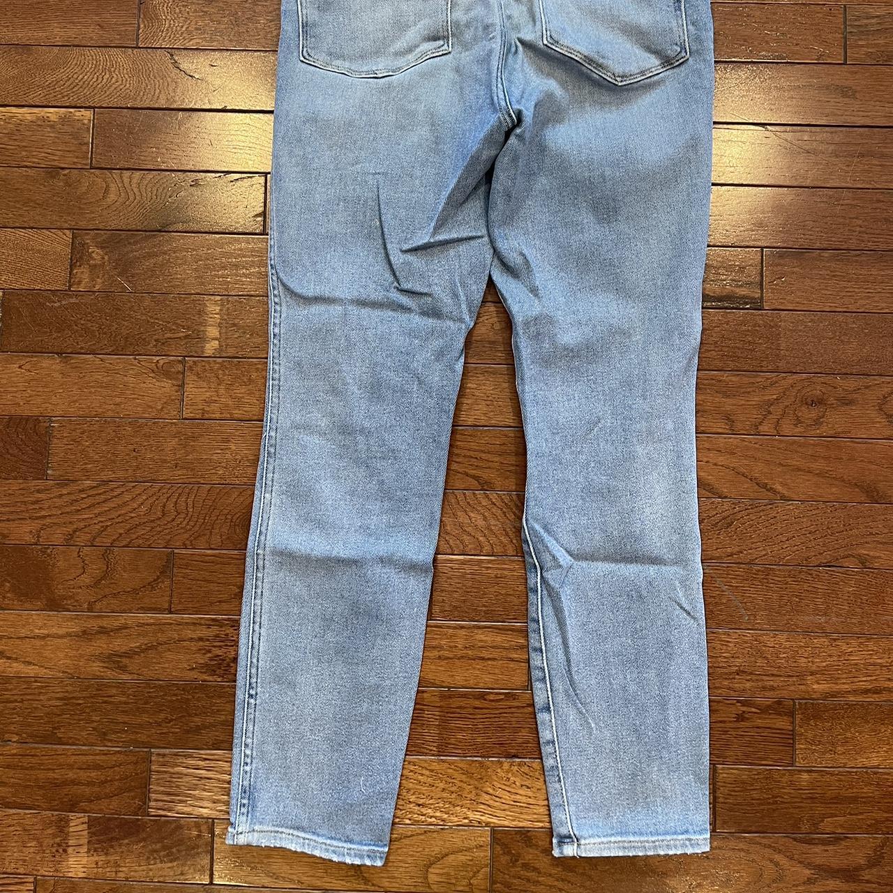 GOOD AMERICAN Women's Jeans Depop
