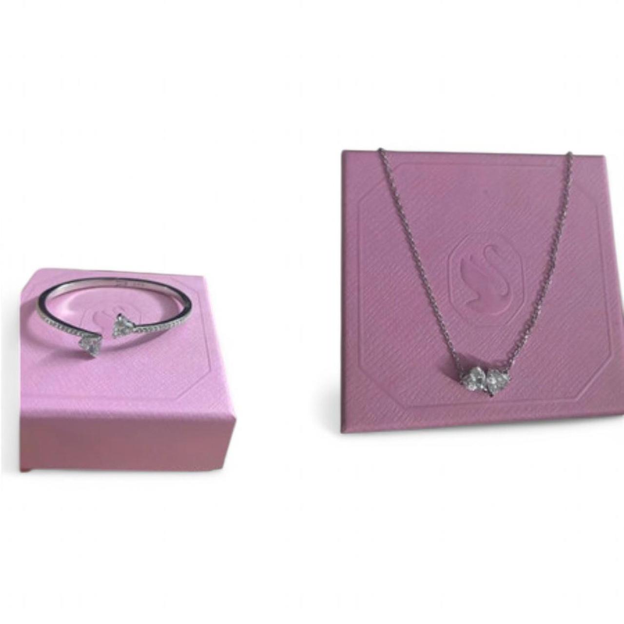 item listed by e_ann2000