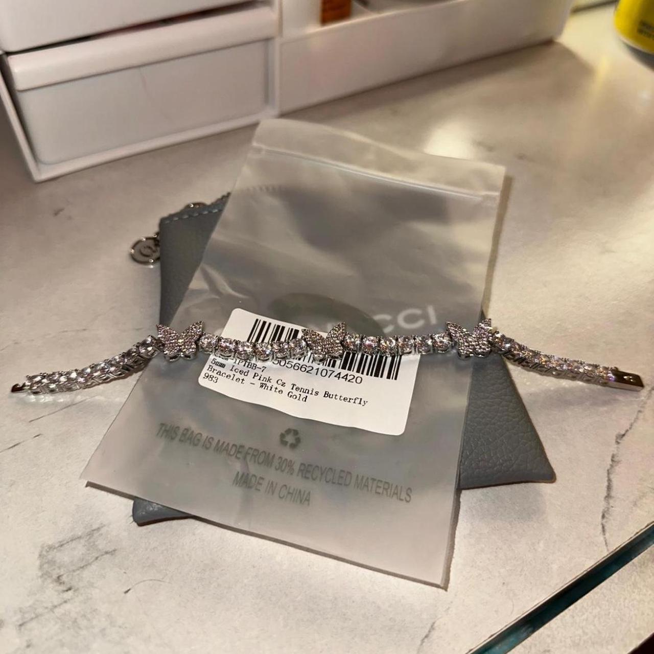 item listed by hmpriv4