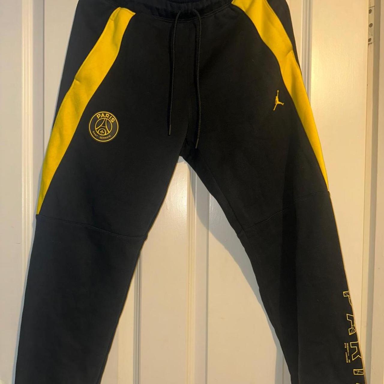 item listed by hmpriv4