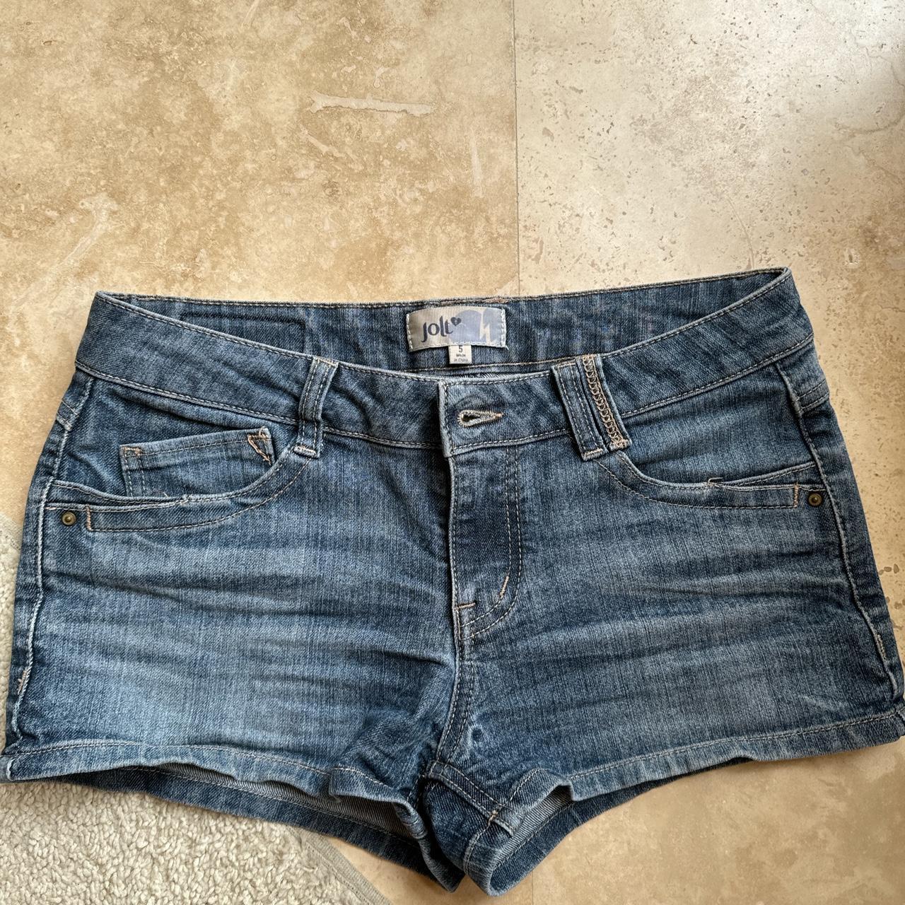 y2k denim shorts So cute and slay size 5 in juniors... - Depop