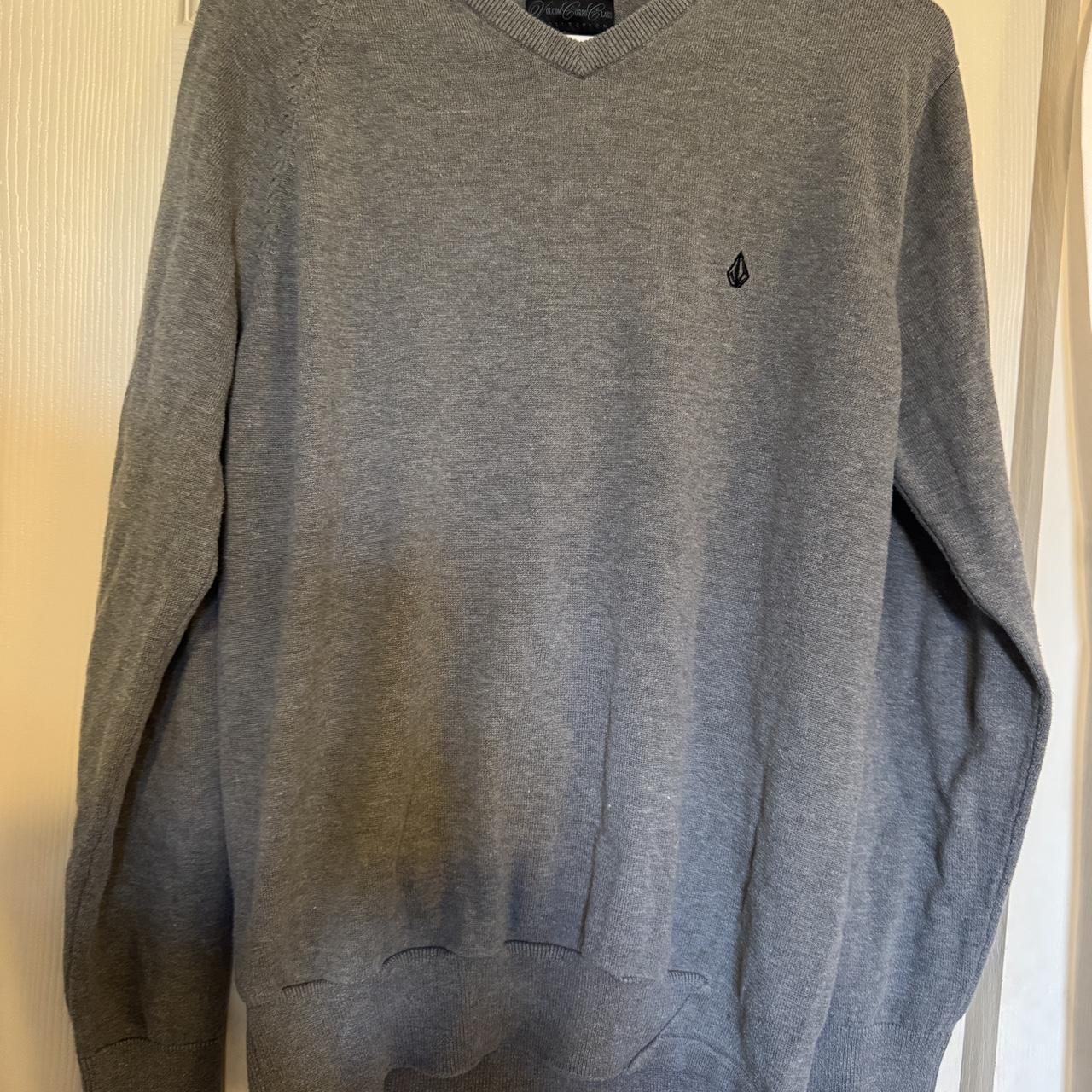 Volcom Men's Sweater - Grey - M – Grey Volcom V-n… - image 1