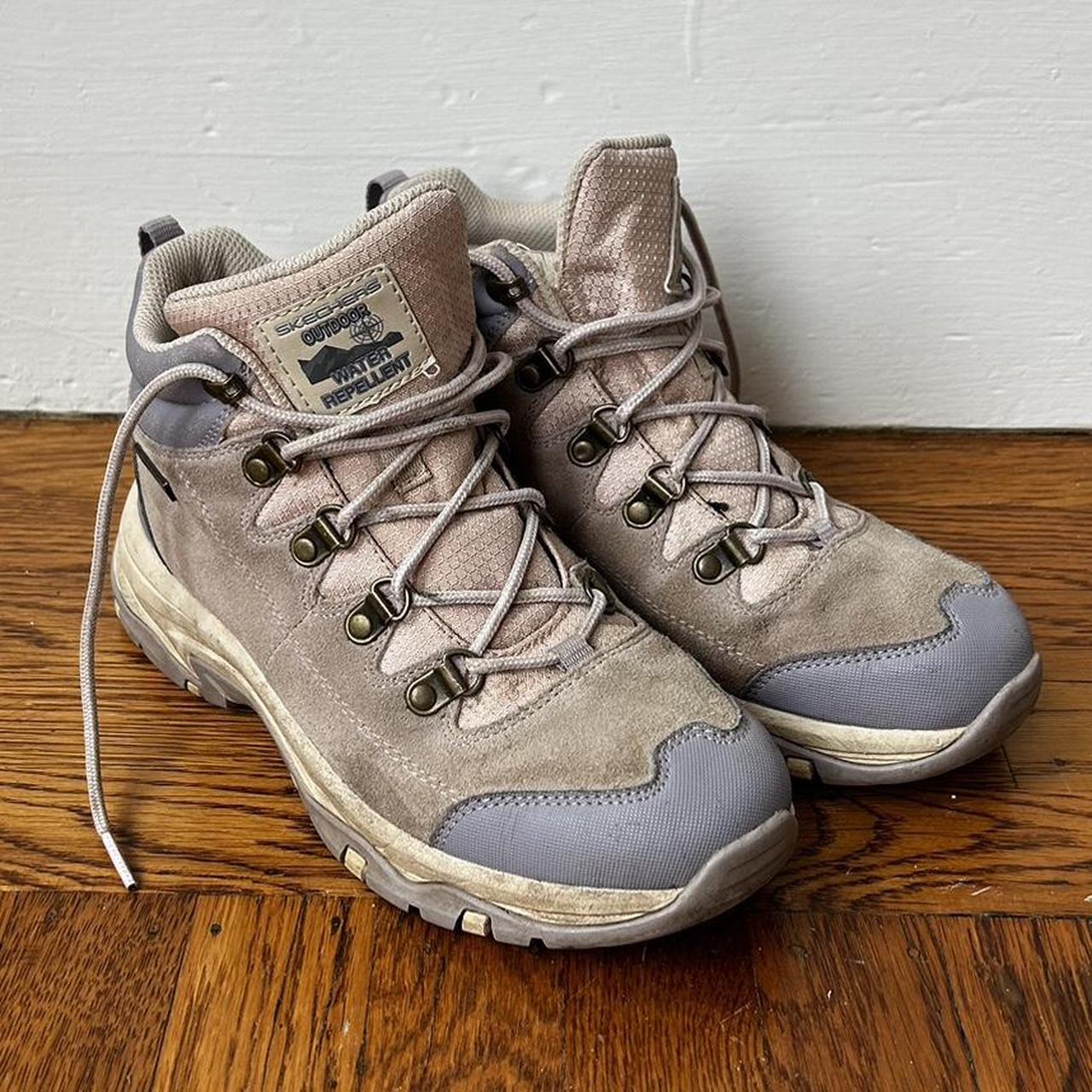 sketcher hiking boots