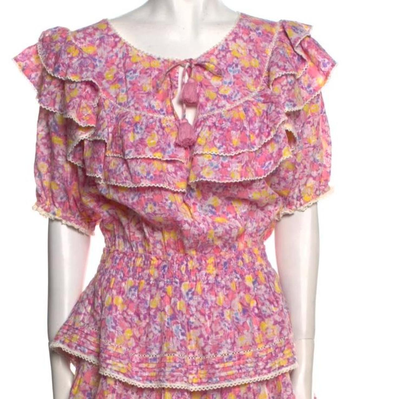 item listed by avaskyeee