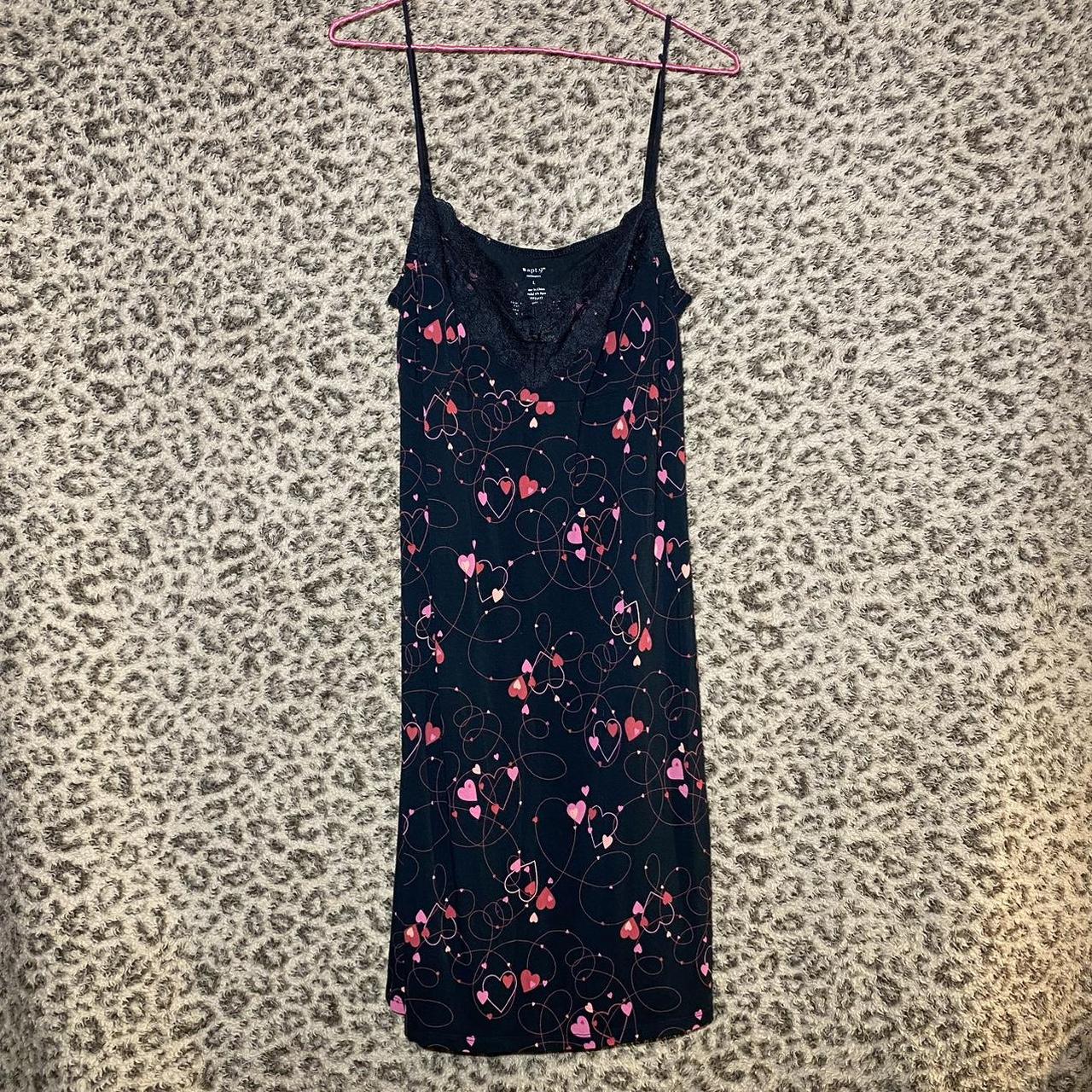 Very cute APT 9 night gown. Has the cutest heart... - Depop