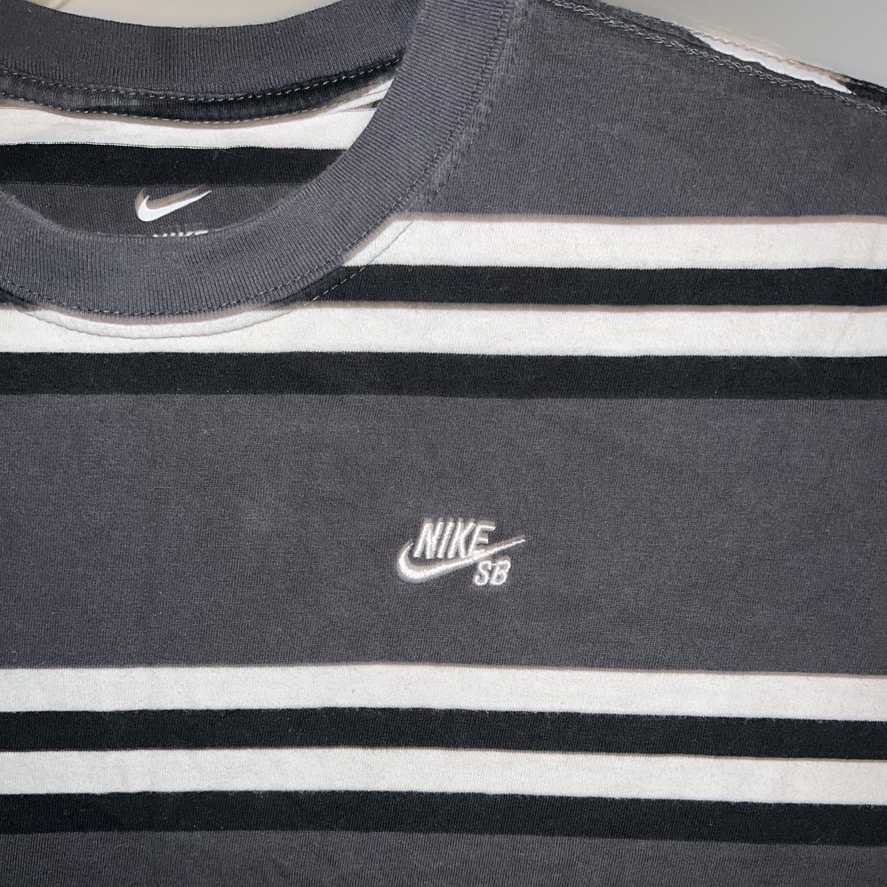 striped nike tee