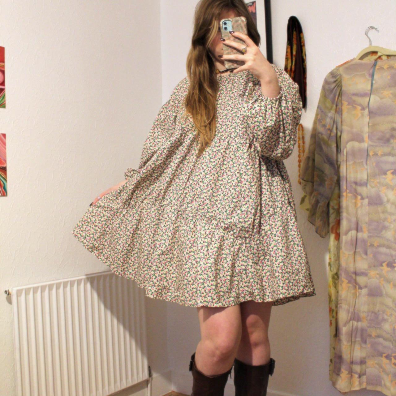 item listed by livhastoomanyclothes