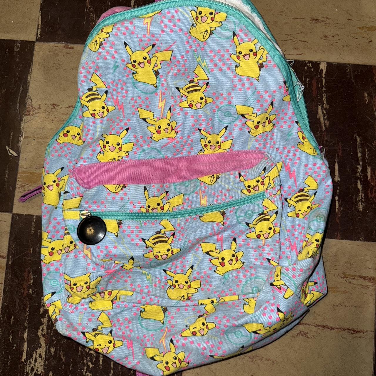 item listed by aiacolina