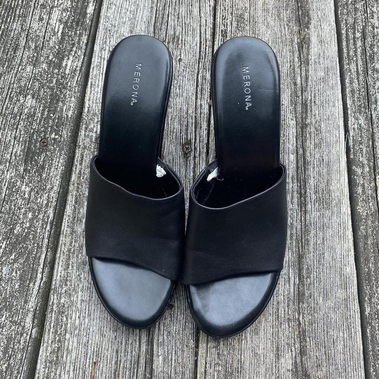 Merona store black sandals