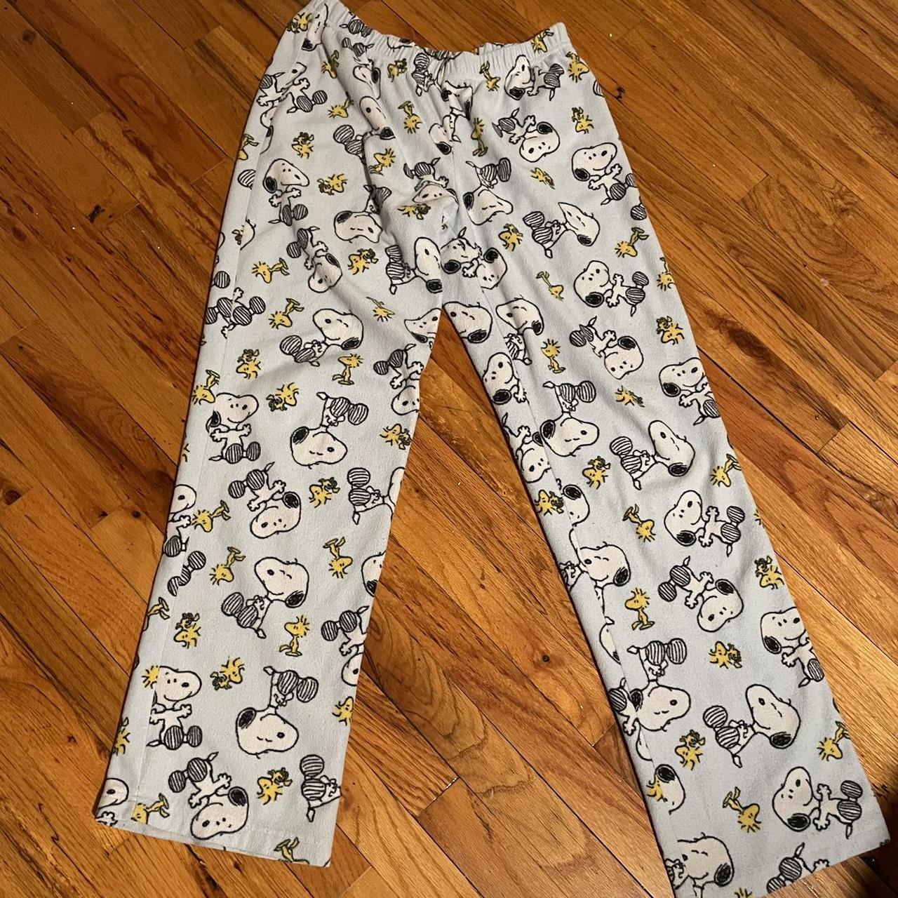 snoopy pjs best fit for a m/l dm for any... - Depop