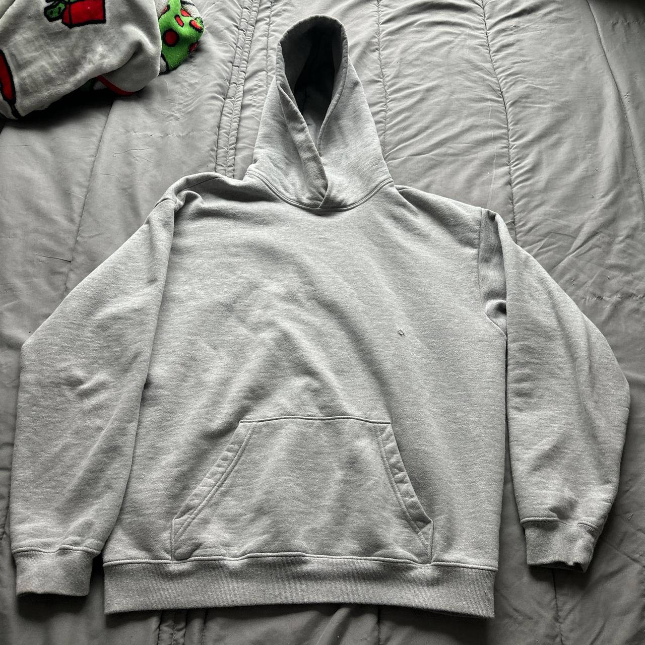 item listed by mryess