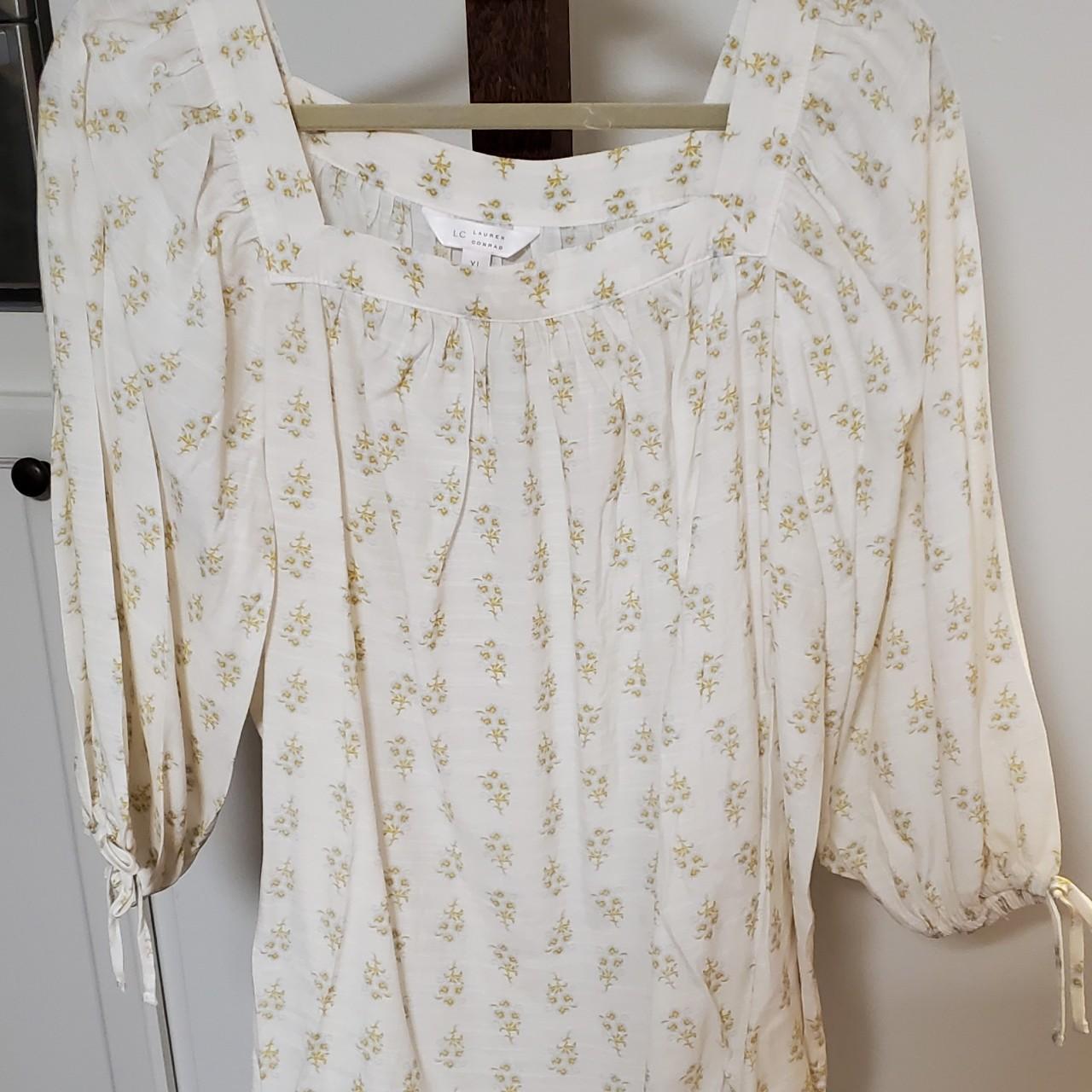 Lauren Conrad (xl) Adorable square neck top with 3/4... - Depop