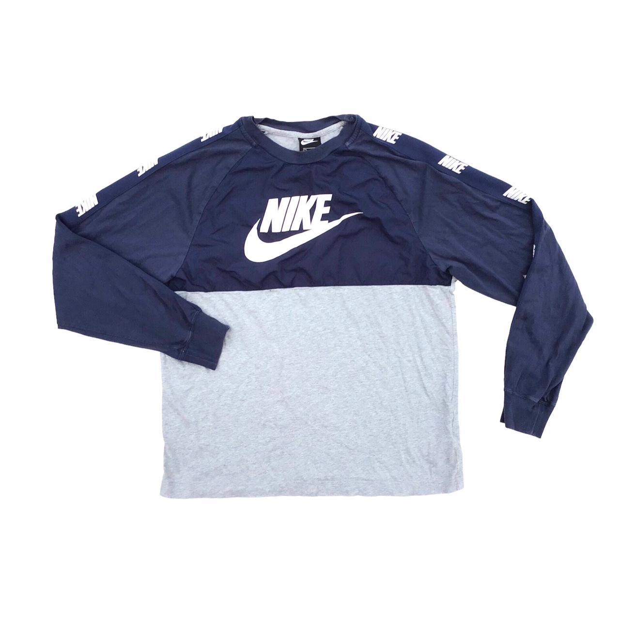 Nike Men's Navy and Grey T-shirt | Depop