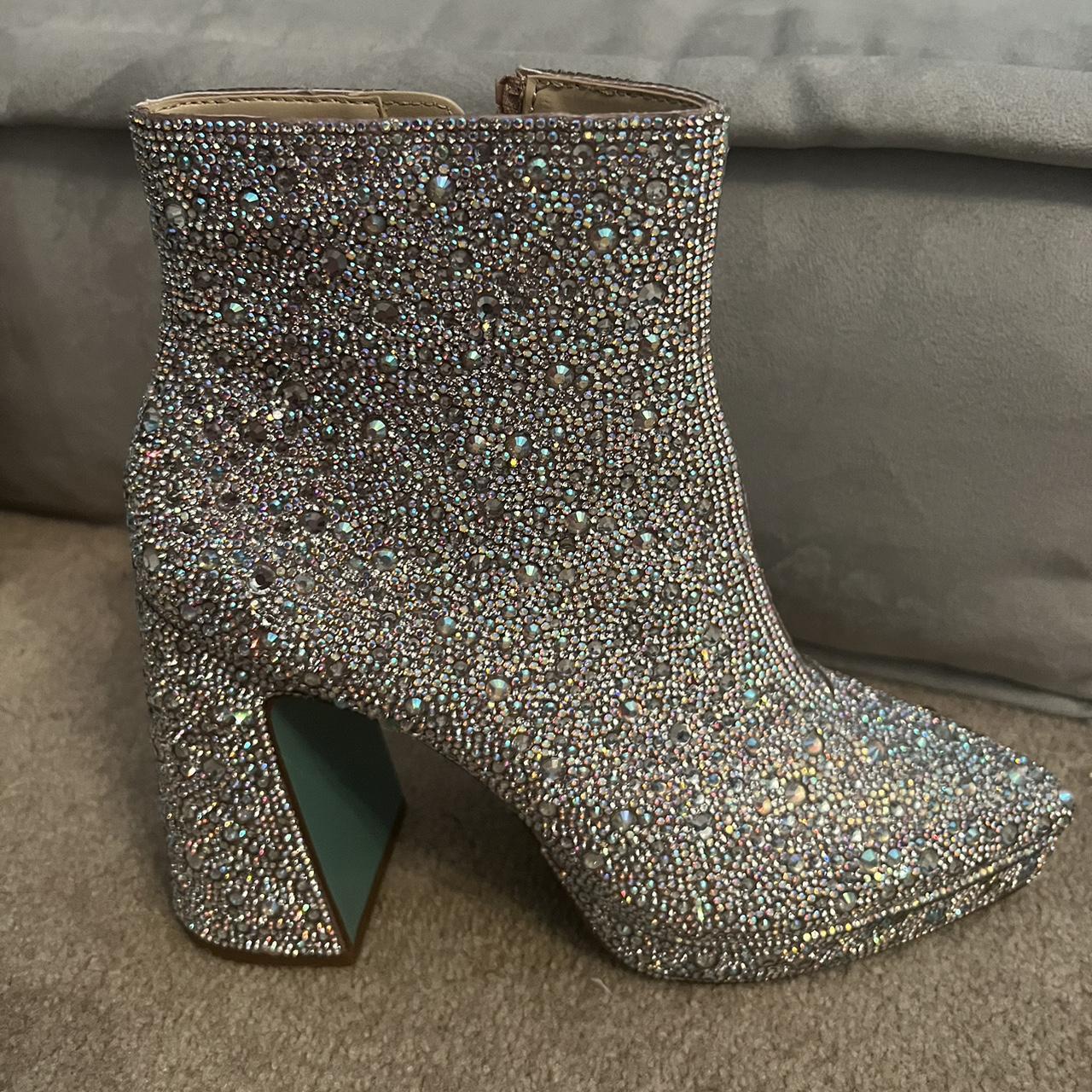 Betsey Johnson Rhinestone Boots Never Depop   P0 