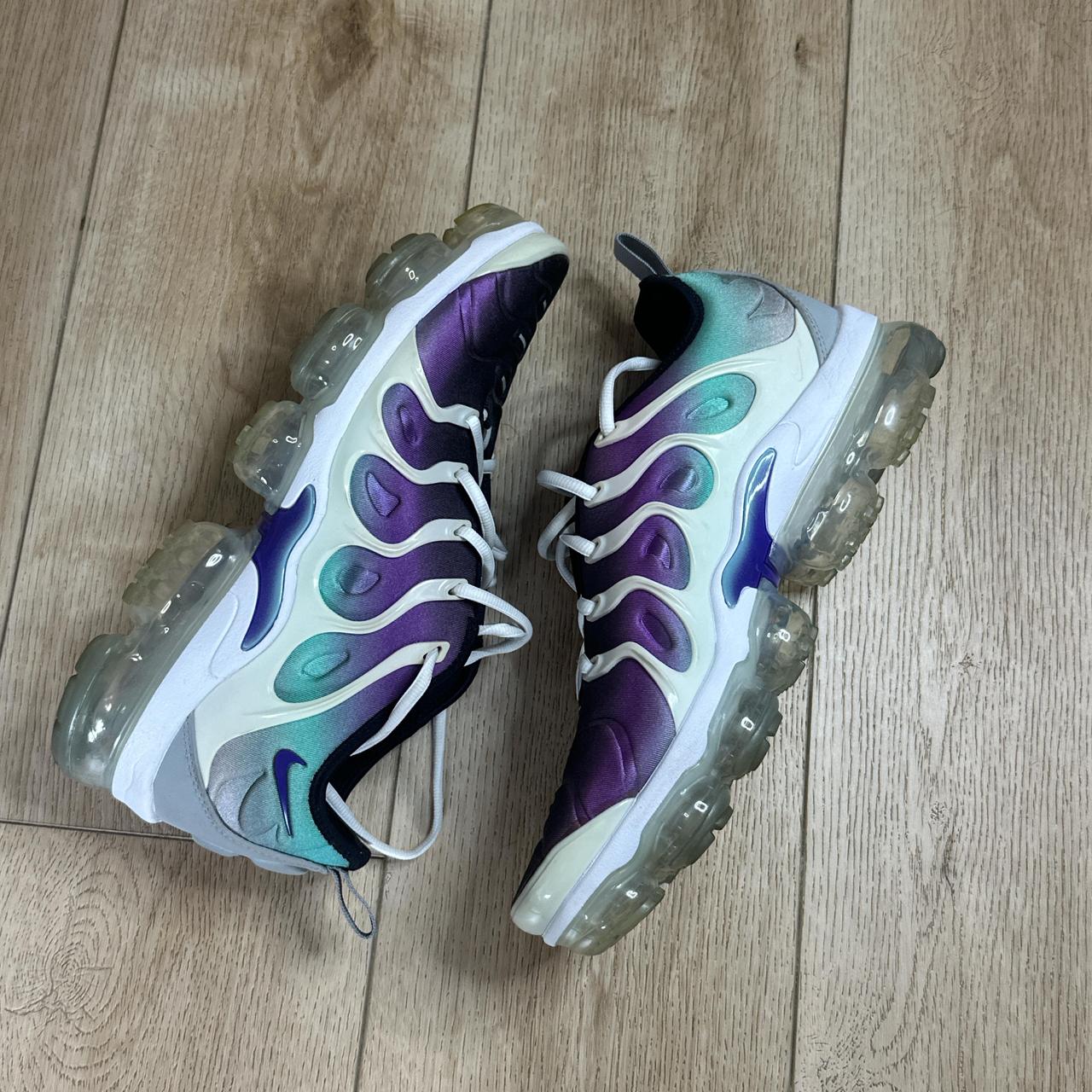 GRAPE VAPORMAX PLUS SIZE 10.5 WORN VERY LIGHTLY. Depop