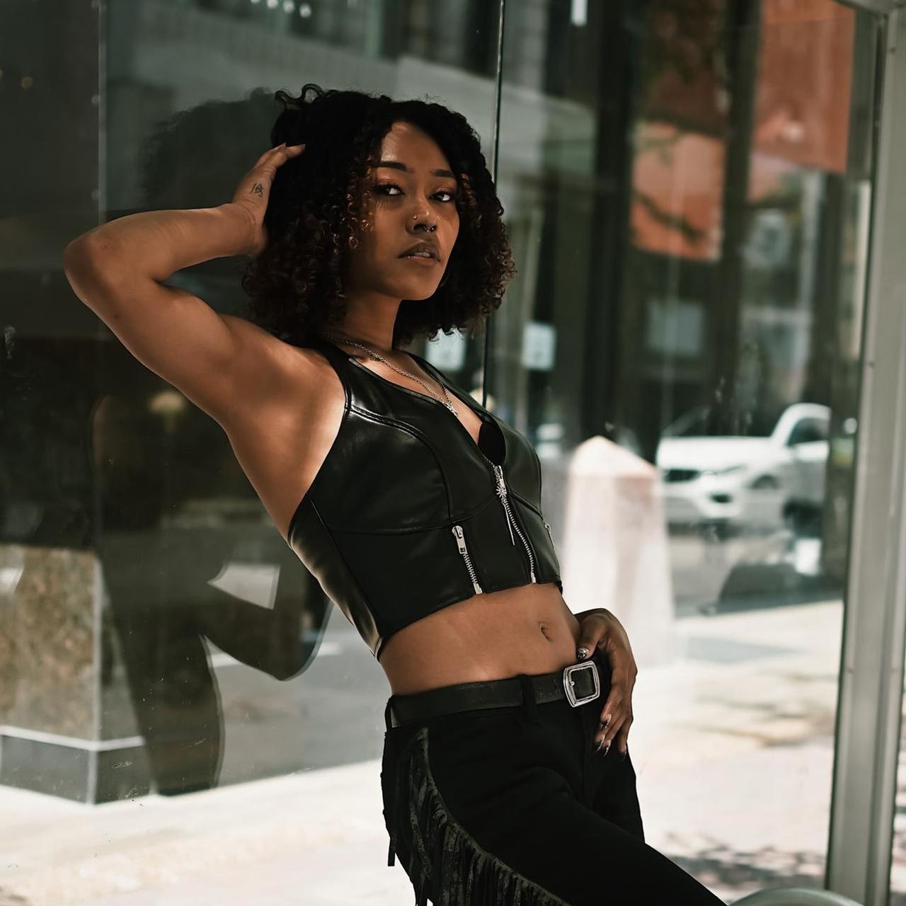 🖤💣Black PU Leather Zip up halter top 💣🖤, ALL