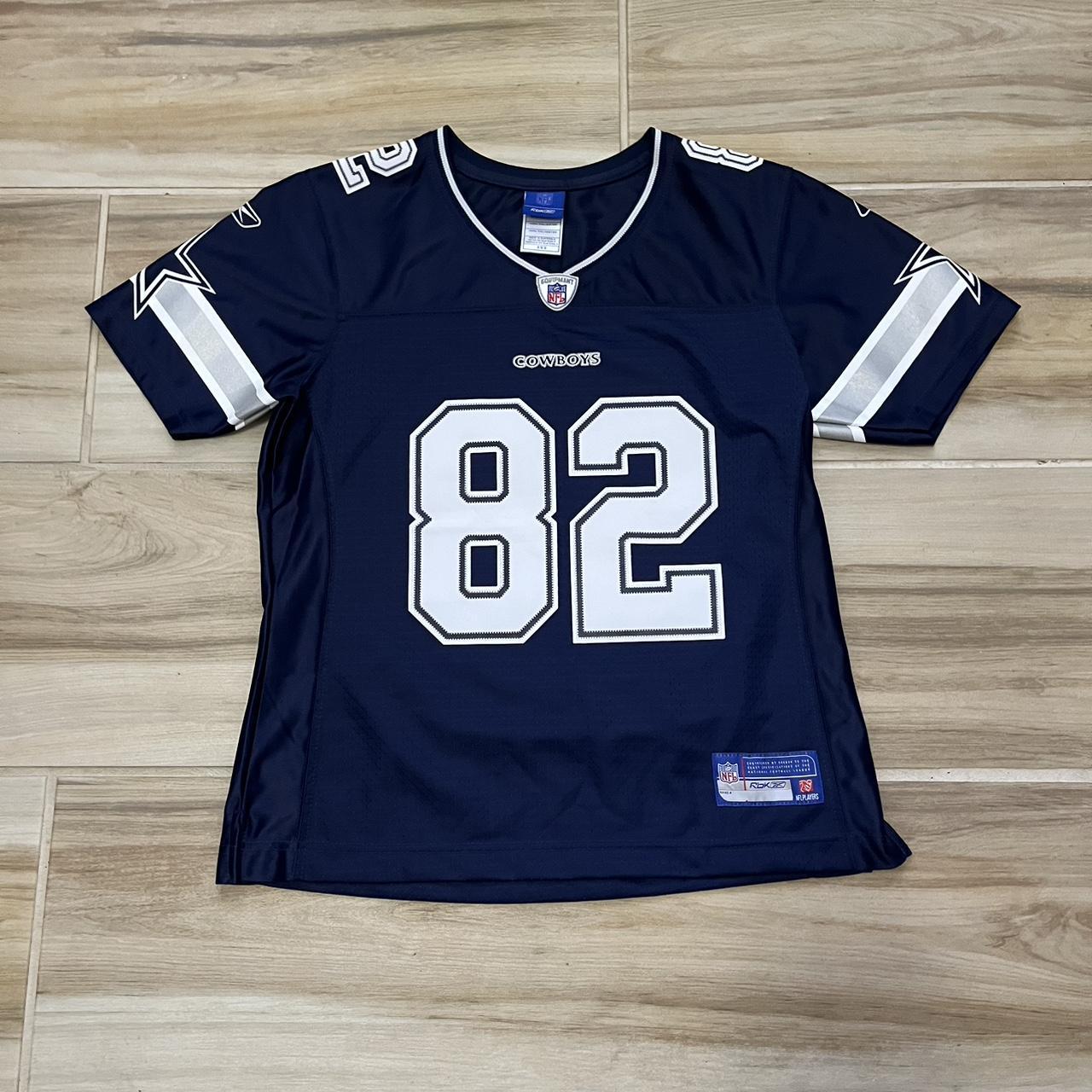 Dallas Cowboys Witten jersey. Says medium but fits - Depop