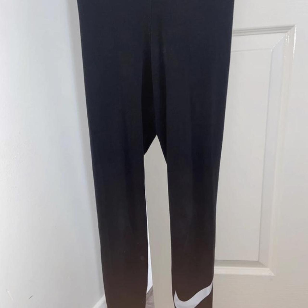 ladies black nike leggings