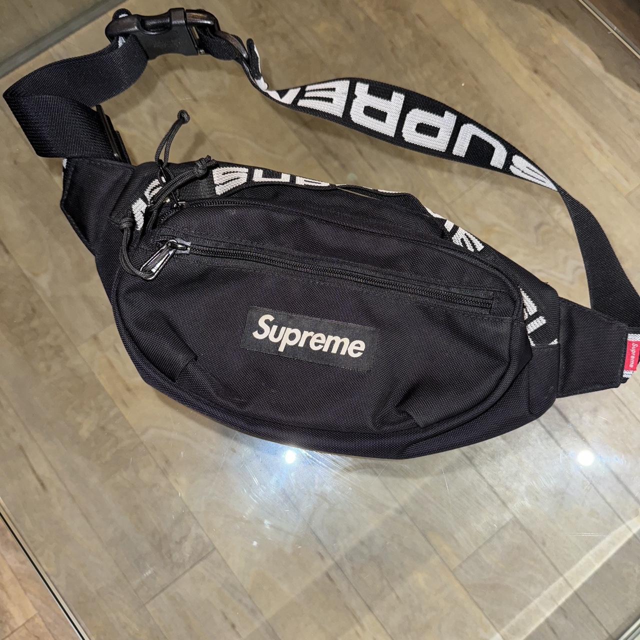 Supreme fanny pack 2018 online