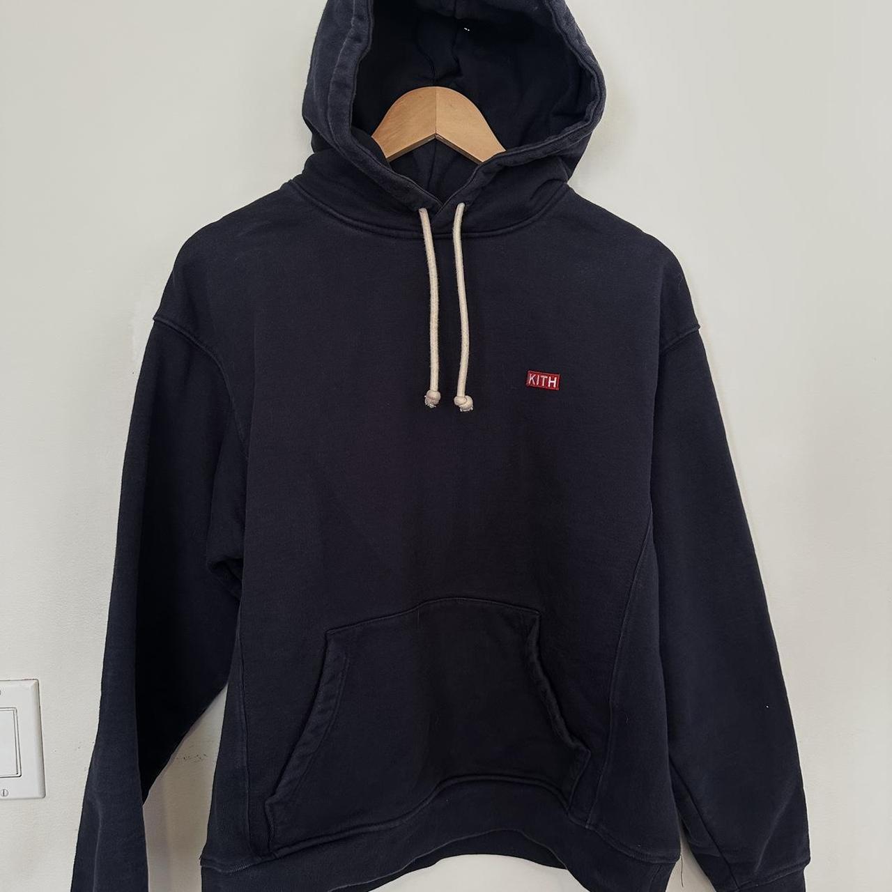 Kith hoodie Size M Worn Got this for 160 Price